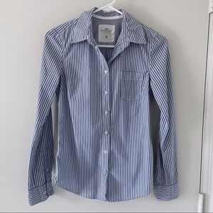 H&M Button Down long sleeve shirt, blue and white Striped Size 4